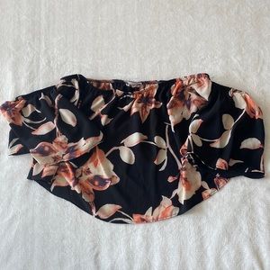 Black Bead Tropical Off the Shoulder Crop Top Size Large